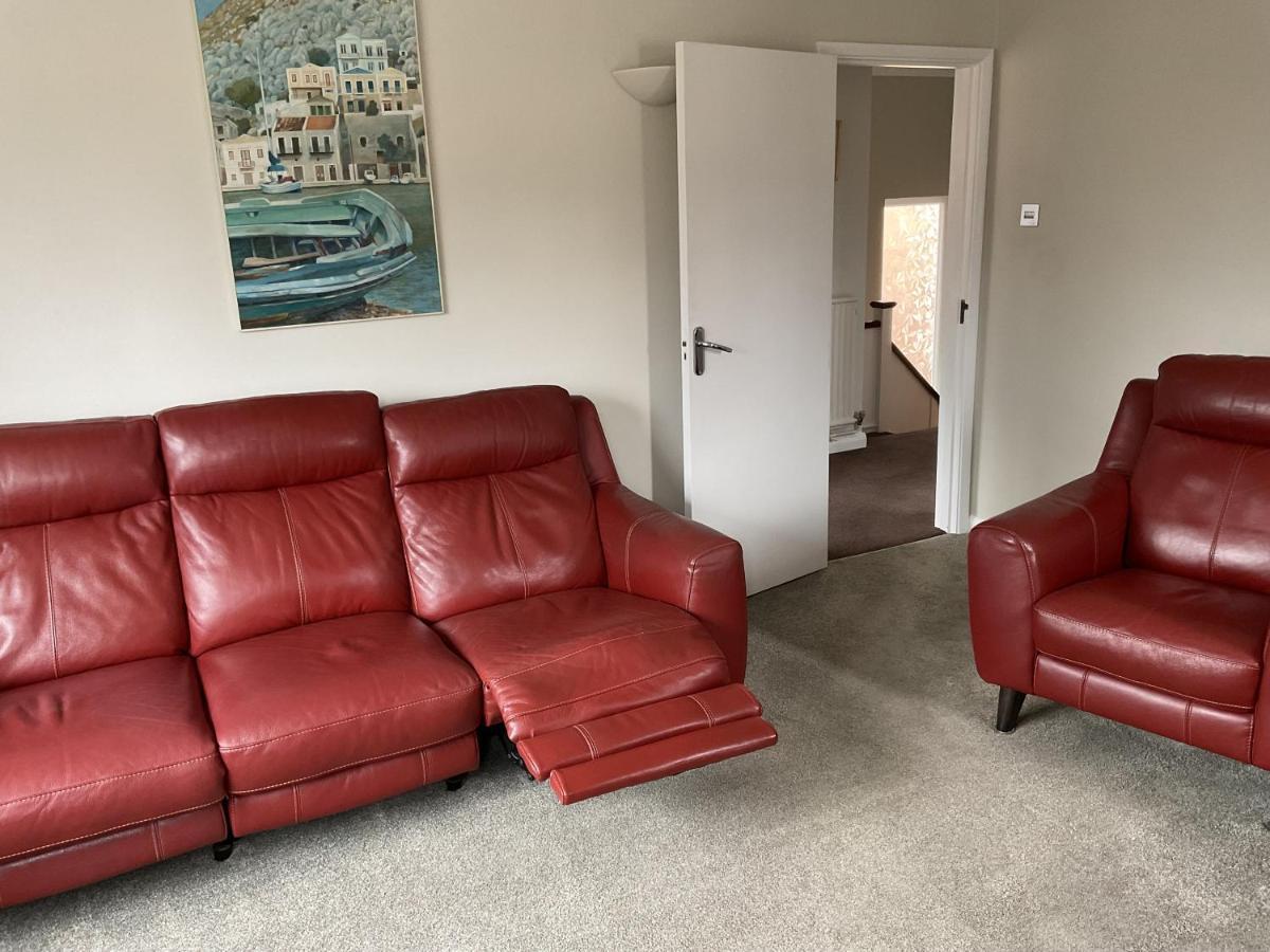 Large 2-Bedroom Maisonette With Free Parking Twickenham Kültér fotó
