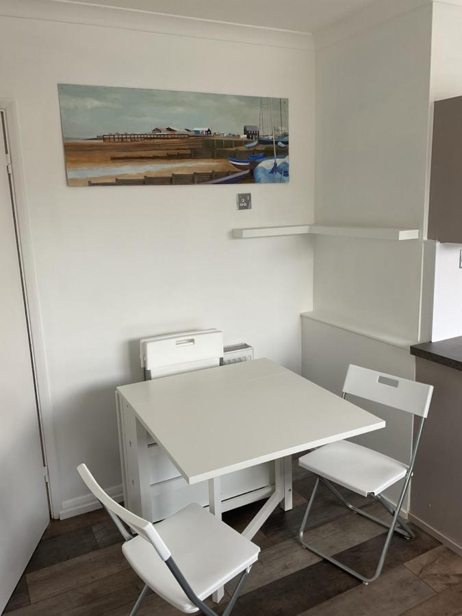 Large 2-Bedroom Maisonette With Free Parking Twickenham Kültér fotó